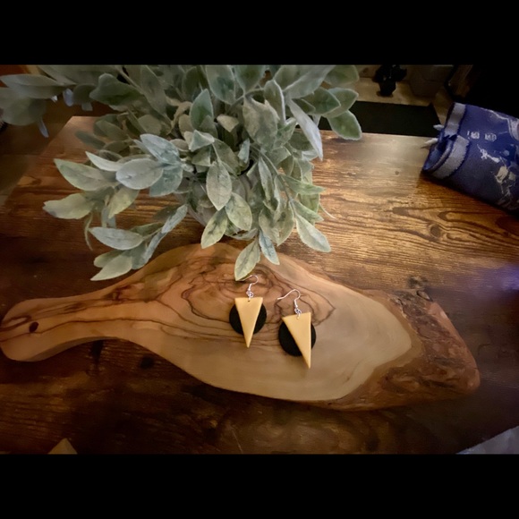 Handmade Clay Earrings | Desert Sands Arrow/Circle - Picture 2 of 8